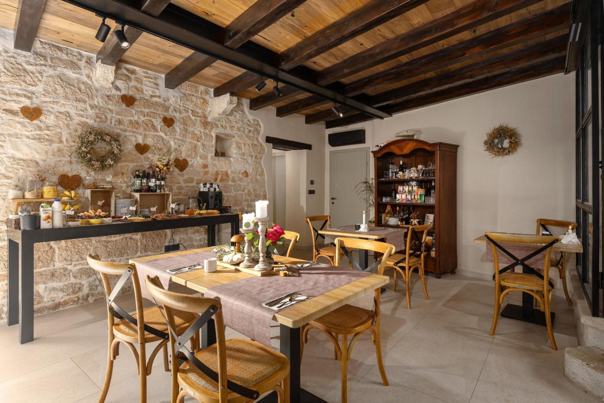 Della Croce Bed&Breakfast Svetvinčenat Esterno foto