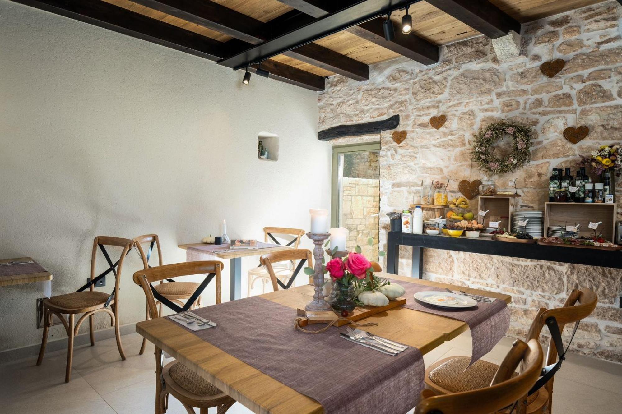 Della Croce Bed&Breakfast Svetvinčenat Esterno foto