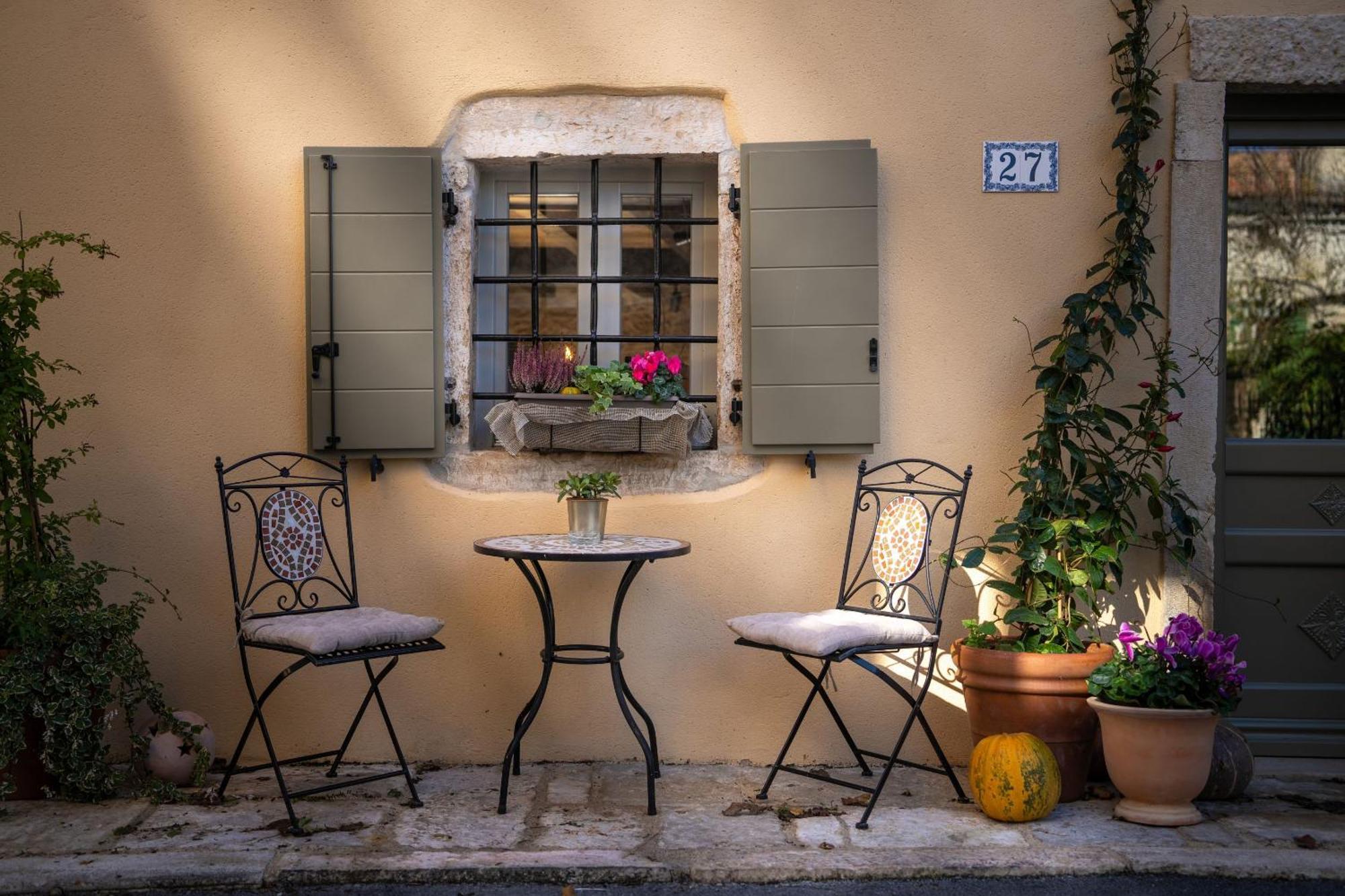 Della Croce Bed&Breakfast Svetvinčenat Esterno foto