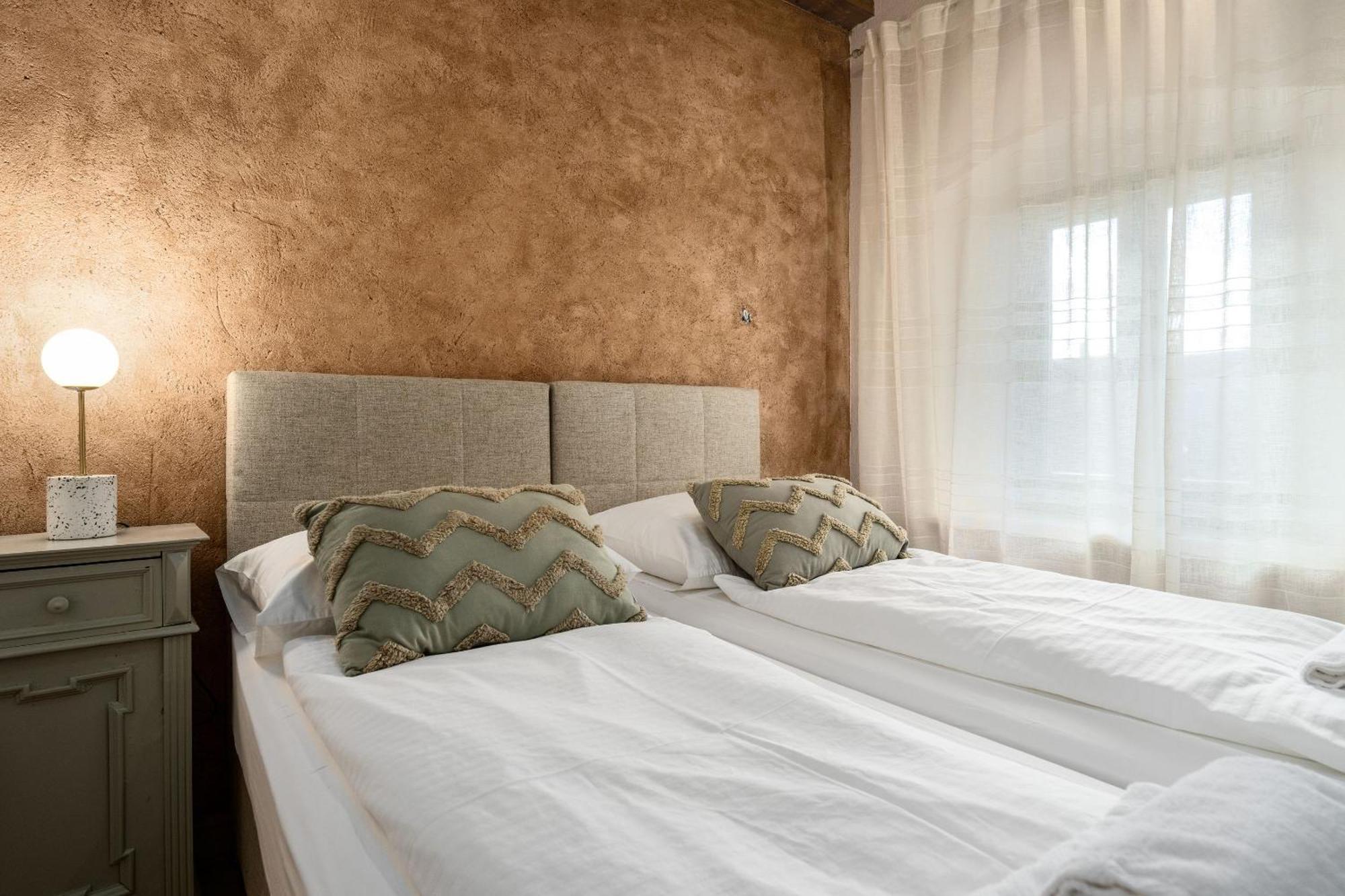 Della Croce Bed&Breakfast Svetvinčenat Esterno foto
